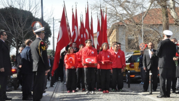 18 Mart Çanakkale Deniz Zaferinin 100. yıldönümü açılış töreni Çimenlik Kalesinde yapıldı.