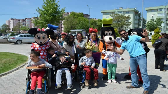 10-16 Mayıs Engelliler Haftasını Şenlikle Kutladılar