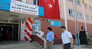 Turgut Reis Ortaokulu TÜBİTAK Bilim Fuarı İle Zamanda Yolculuk Sergisi Açıldı