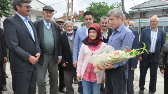 Vali Ahmet Çınar Yenice Çal Ortaokulunu ziyaret etti