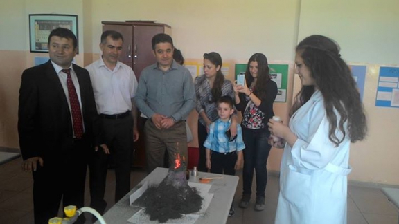 Vahit Tuna Anadolu Lisesi  Mezunlar ve Öğrenci Buluşması Şenliği ve  Tübitak 4006 Bilim Fuarı Açılışı Gerçekleştirildi 
