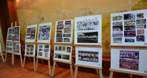İl Milli Eğitim Müdürü Zülküf Memiş Fotoğraflarla BJK Tarihi İle Okullar Arası Şiir ve Resim Yarışması Sergisi Açılışına Katıldı