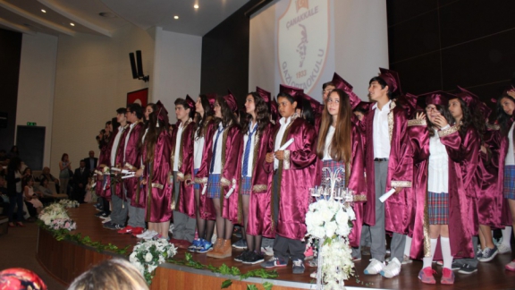 Gazi Ortaokulu 8. Sınıflar Okula Veda Töreni Yapıldı
