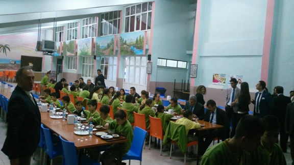 İl  Millî  Eğitim  Müdürü  Zülküf Memiş Akçakoyun Yatılı Bölge Ortaokulu Pansiyonunu Ziyaret Etti
