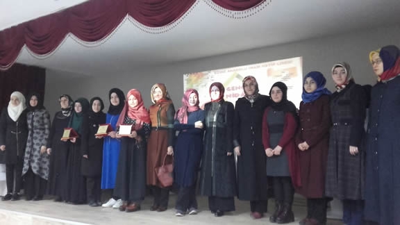 Genç Nida Kız Öğrenciler Arası Kuran-ı Kerimi Güzel Okuma ve Hafızlık Yarışması Finali Yapıldı
