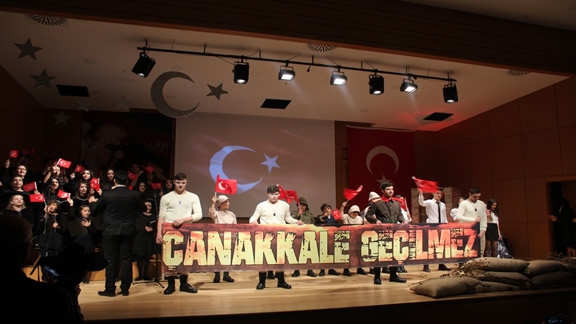 Özel Çanakkale Doğa Okullarında 18 Mart Şehitleri Anma Günü ve Çanakkale Deniz Zaferi Etkinlikleri