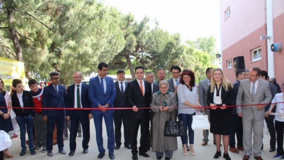 Turgut Reis Ortaokulu TÜBİTAK 4006  Bilim Fuarı  Açıldı