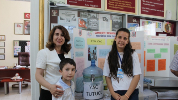 Cumhuriyet Ortaokulu TÜBİTAK 4006 Bilim Fuarı Açıldı