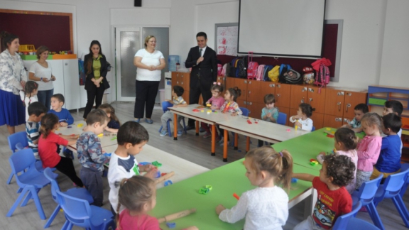 İl Millî Eğitim Müdürü Zülküf Memiş, Ali Ağaoğlu Anaokulu Minikleriyle Buluştu