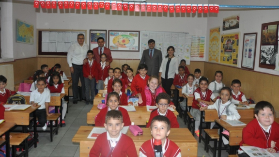 İl Millî Eğitim Müdürü Zülküf Memiş İstiklal İlkokulunu Ziyaret Etti