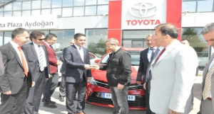 Toyota Otomotiv Sanayi Türkiye A.Ş. tarafından, Çanakkale İMKB Mesleki ve Teknik Anadolu  Lisesine otomobil hibe edildi