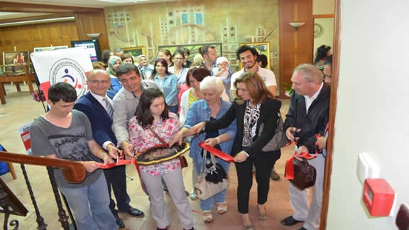 Çanakkale Belediyesi Özel Eğitim Merkezi  ve Özel Eğitim İş Uygulama Merkezi Yıl Sonu Sergisi Açıldı