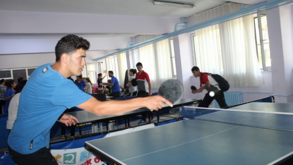 Birinci Çanakkale Açık Hava Masa Tenisi Turnuvası Gerçekleştirildi